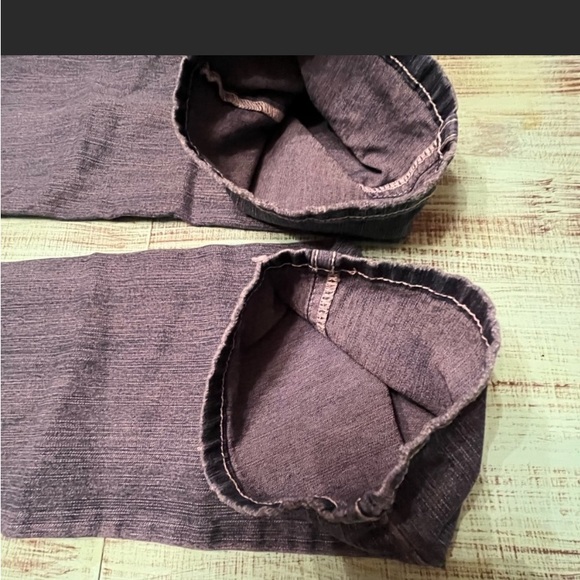 Rockin C Aztec waistband western jeans 30. Great used condition. Hems are fine. - Picture 8 of 8